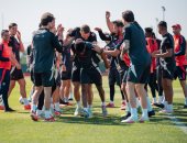 أتلتيك بيلباو ضد مان يونايتد.. عودة أمادو ودى ليخت لتدريبات الشياطين الحمر