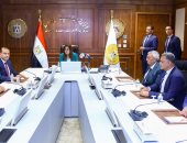 وزيرة التنمية المحلية تتابع جهود التعامل مع مواجهة الطقس السيئ.. صور