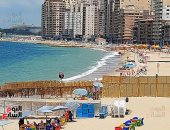 المنخفض الخماسينى يضرب الإسكندرية.. رياح شديدة و ارتفاع الأمواج ورفع الرايات الصفراء