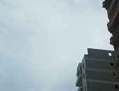 أمطار وسحب كثيفة.. طقس مضطرب يضرب دمياط.. فيديو 