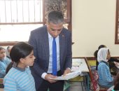 وكيل وزارة التعليم بالجيزة يشدد على تفعيل الإشراف اليومي بالمدارس