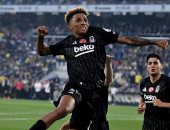 بشكتاش يخطف انتصارا ثمينا أمام فناربشخة 1-0 في قمة الدوري الدوري التركي