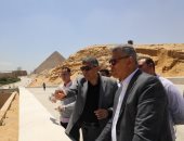 محافظ الجيزة يوجه بسرعة الانتهاء من أعمال تطوير محيط المتحف المصرى الكبير