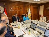 التنمية المحلية توجه بتخفيض تكلفة ووقت استخراج تراخيص المحال