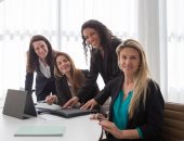 5 فوائد تعود عليك من العمل في بيئة إيجابية.. أبرزها حفاظك على سلامك النفسي 