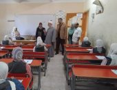 رئيس منطقة سوهاج الأزهرية يتفقد امتحانات المهام الأدائية للمرحلة الابتدائية