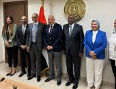 وزير الكهرباء يبحث مع وفد مؤسسة التمويل الدولية "iFC" سبل التعاون بالطاقة المتجددة