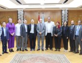 وفد صينى رفيع المستوى يزور المركز القومى للبحوث لتعزيز التعاون المشترك