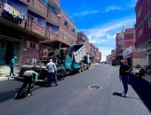 محافظ الإسماعيلية يتابع إنشاء طريق الحمادات السحارة بأبو عطوة