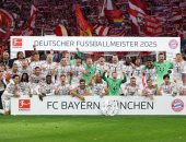 مراسم تتويج بايرن ميونخ باللقب 34 في الدوري الألماني.. فيديو وصور