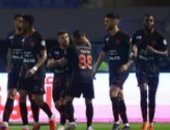 الرياض يهزم الخليج بريمونتادا قاتلة بمشاركة محمد شريف فى الدورى السعودى