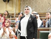 النائبة ميرفت عبد النعيم تؤدى اليمين الدستورية خلفا للنائبة رقية الهلالى