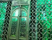 "مقام الفرغل" سلطان أولياء الصعيد وساكن القلوب فى أبوتيج.. مقصد لكل أبناء الطرق الصوفية بأسيوط.. ساحته أهم الأسواق التجارية والروحية وأماكن تجمع المنشدين.. يقام له مولد كبير سنويا يحضره عشرات الآلاف.. صور