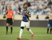 النصر يدك الأخدود بثلاثية فى الشوط الأول بالدورى السعودى.. فيديو