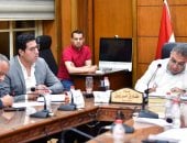 محافظ الدقهلية يناقش موقف الخطة الاستثمارية والتصالح والتقنين والإزالات