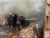 حريق هائل بمصنع كتان بقرية شبرا اليمن فى الغربية والدفع بـ4 سيارات إطفاء