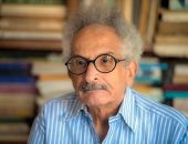 “تلك الرائحة” ثورة صنع الله إبراهيم الروائية الأولى كما قدمها يوسف إدريس