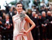 بريق النجوم يسطع في سماء كان.. لحظات ساحرة من افتتاح المهرجان السينمائي الـ78