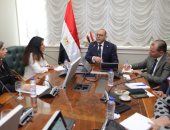 محمد جبران يلتقى فريق من منظمة العمل الدولية ويستعرض جهود توفير بيئة عمل لائقة 