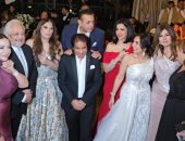 خالد زكي ورانيا فريد شوقي ومنال سلامة ووئام مجدى فى حفل زفاف ابنة أمل رزق