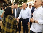 محافظ القاهرة يتفقد أعمال تطوير عزبة جرجس والعسال بشبرا.. فيديو