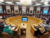 محافظ القاهرة يلتقى أعضاء البرلمان: نتشارك لوضع مشروعات الخطة الاستثمارية