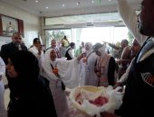 ورود وهدايا.. بعثة الحج تستقبل الحجاج فى الأراضى المقدسة