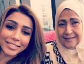 وفاة والدة المطربة أروى بعد صراع مع المرض