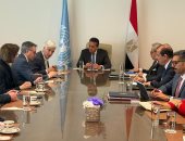 وزير الصحة يناقش آخر مستجدات ملفات التعاون المشترك مع ممثلى البنك الدولى