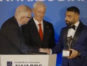 رئيس رابطة الكتاب مشيدا بـ محمد صلاح: نادرا ما نجد فائزا بهذه الشعبية
