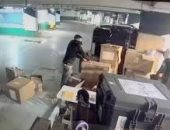 لصوص لكن ظرفاء.. سرقة كأس أبطال أوروبا للسيدات قبل ساعات من النهائى"فيديو"