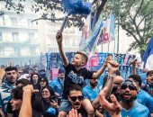 نابولى ضد كاليارى.. استقبال جنونى من جماهير الجنوب للفريق لحظة وصوله (فيديو)