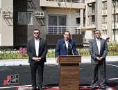 رئيس الوزراء: يؤكد استمرار الدولة فى توفير الوحدات السكنية لمختلف المواطنين 