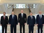 رئيس الشيوخ يلتقى رئيس أذربيجان في باكو.. ويدعوه حضور حفل افتتاح المتحف المصري الكبير
