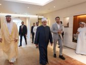 شيخ الأزهر يصل إلى الإمارات للمشاركة في قمَّة الإعلام العربي.. صور