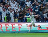 الفتح ضد النصر.. التعادل 1-1 يحسم الشوط الأول