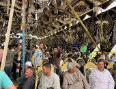 وفاة سلطان القراء هزت العالم العربي والإسلامى.. الدقهلية تتصدر المشهد على مدار 3 أيام متتاليه بعد رحيل الشيخ السيد سعيد.. "اليوم السابع" يرصد مشاهد من تشييع الجثمان والعزاء.. وتوافد قراء الإذاعة لوداعه.. صور