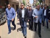 محافظ الجيزة يجرى جولة ميدانية بمركز العياط لمتابعة مشروعات التطوير.. فيديو