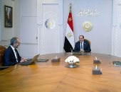 الرئيس السيسى يتابع المُستجدات المُتعلقة بـ"الرواد الرقميون" ودراسة توسيع قاعدة المستفيدين لإحداث نقلة نوعية في الكوادر المدربة بمجال الاتصالات وتكنولوجيا المعلومات.. ويوجه بالاستمرار في تنفيذ خطط التحول الرقمي