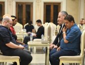 المخرج خالد حجر يتلقى العزاء فى والدته وجدة وئام مجدى