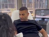 تعرف على الحالة الصحية للفنان أحمد سعد وموعد خروجه من المستشفى