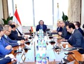 نائب وزير التموين يبحث خطة تطوير منظومة توزيع السلع الغذائية والمنافذ التابعة