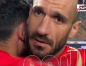 قرار مفاجئ من الأهلى تجاه معلول بعد دموعه خلال التتويج بالدوري