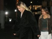 عارضة أزياء وعرفوا بعض من سنتين.. جيجي وبيلا حديد يكشفان عن "أختهما السرية"