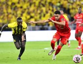 الاتحاد ضد القادسية.. النمور يتفوق 2 - 1 في شوط أول مثير بنهائي كأس خادم الحرمين