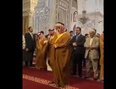 وزير خارجية السعودية يؤمّ المصلين بالجامع الأموى الكبير فى دمشق