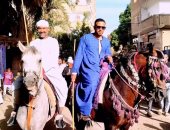 "فخر وعراقة وأصالة التراث الصعيدى".. المرماح أشهر الفنون الشعبية فى قنا.. "أبو الحمد" عميد خيالة يتحدث عن قواعد المشاركة.. تعلم ركوب الخيل منذ 40 عاما.. ويؤكد: اهتم به مثل أبنائي والخيل يعبر عن شخصية الفارس