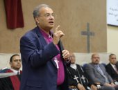 رئيس الطائفة الإنجيلية يشهد رسامة وتنصيب القس ملاك صدقي راعيًا للكنيسة بداقوف المنيا