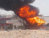 حريق يلتهم سيارة محملة بالبنزين داخل محطة وقود بمدينة العاشر من رمضان