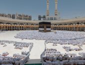 قصة صورة من الحرم.. بياض يُبهج وبكاء يُطمئن